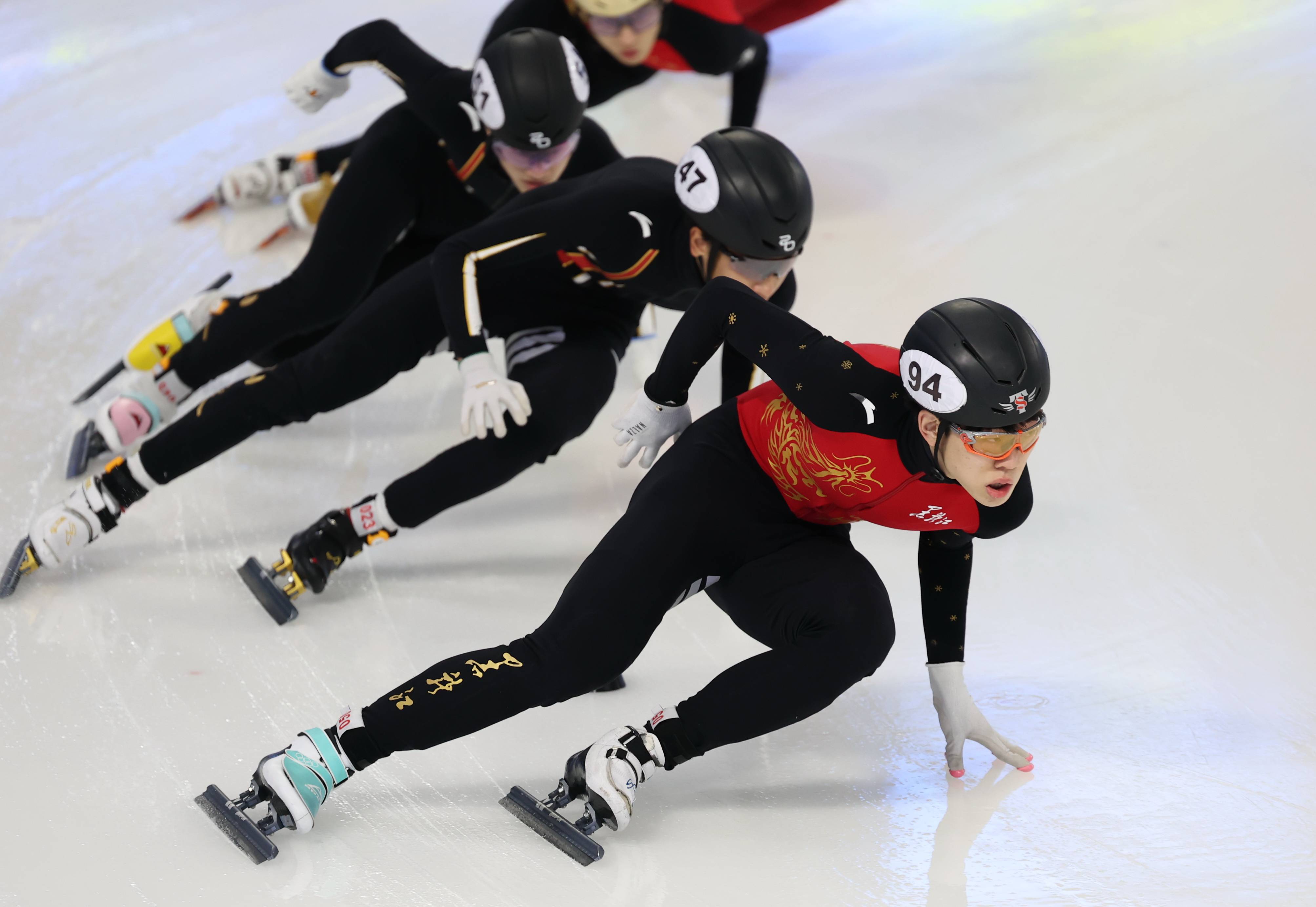 赛地聚焦——欧超杯赛前热度飙升，北京首钢门线救险，引发热议，训练强度明显提升的简单介绍